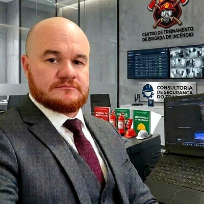 Jonathan Ribeiro — CEO e fundador da Tecnoseg