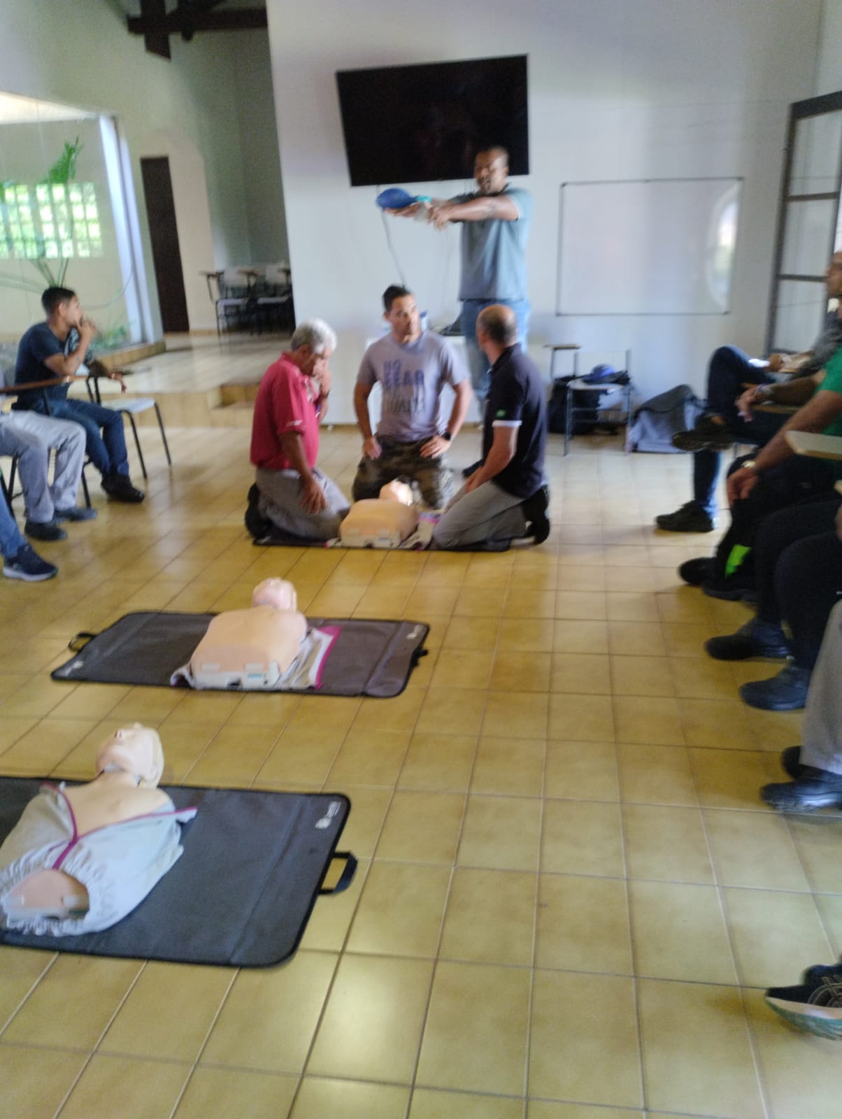 Sala de primeiros socorros do CT Tecnoseg para treinamento de brigada de incêndio